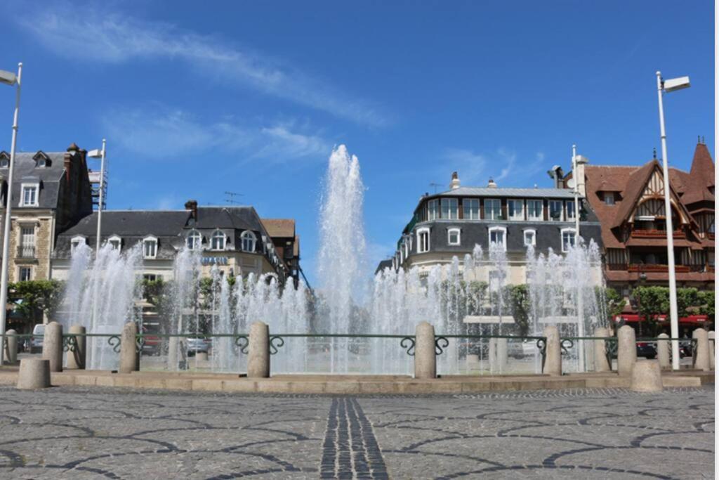 Appartement, Place Morny. Deauville Exteriér fotografie